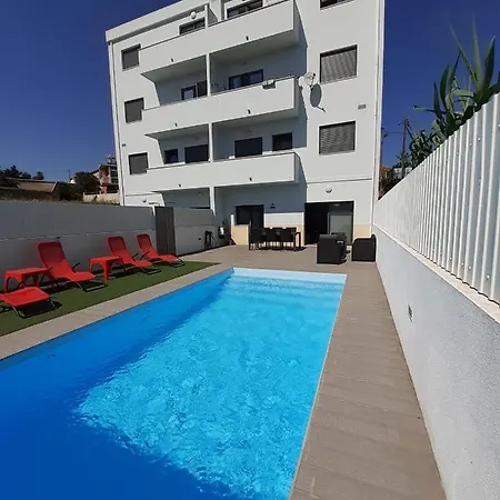 Apartment Lisbon Tagus River 2 Suites Private Pool Ii Almada