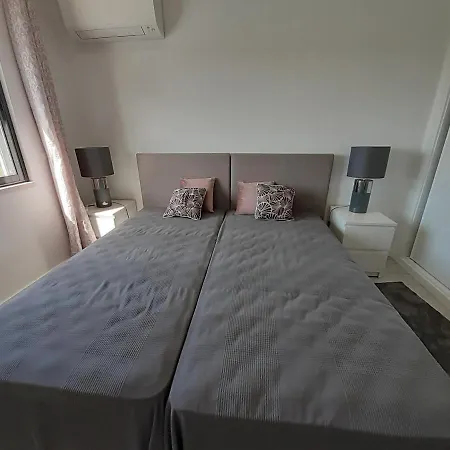 Apartment Lisbon Tagus River 2 Suites Private Pool Ii Almada